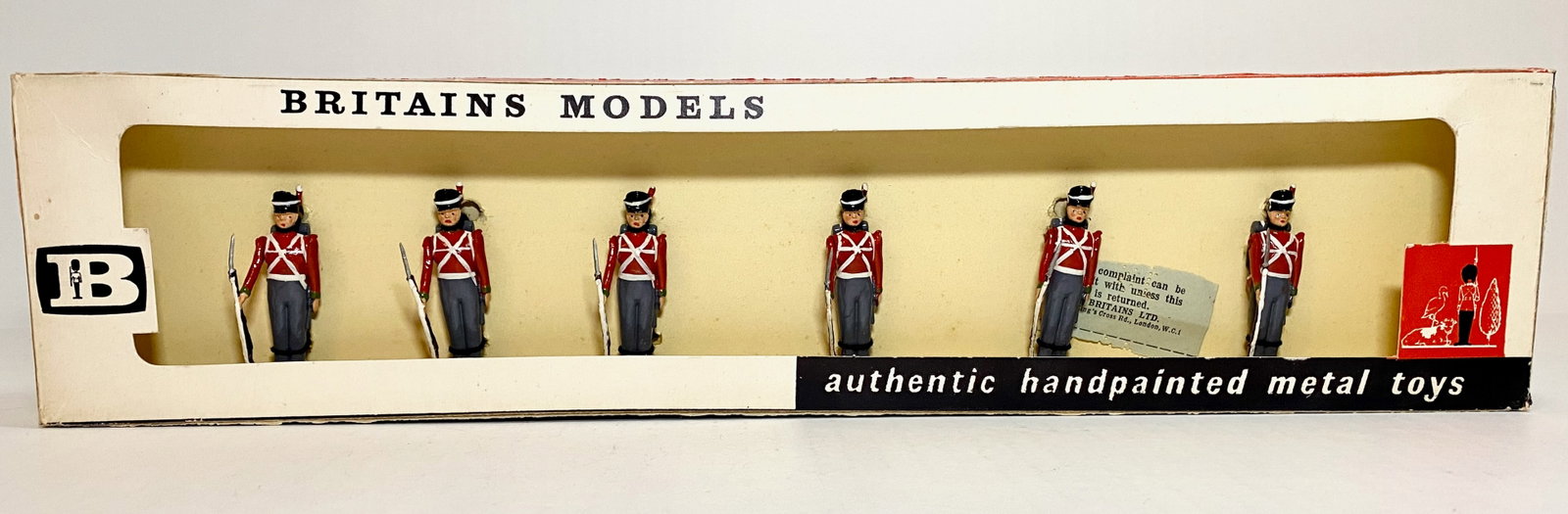 Britains #9155 Fort Henry Guards: 49th Regiment. 6 pieces. Mint to near mint condition. Box good (cellophane window coming loose).