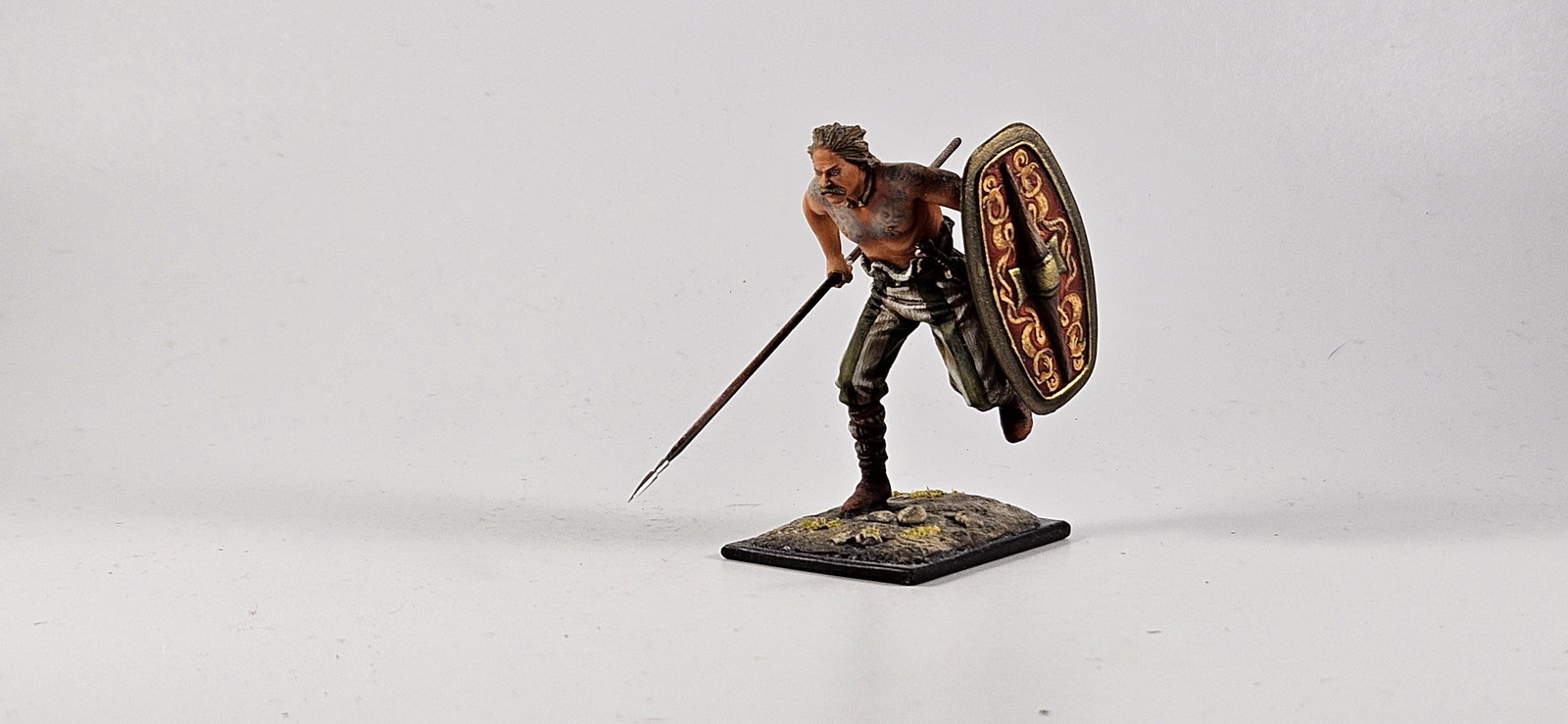 AeroArt St. Petersburg Celtic Warrior with Spear: AeroArt Military Miniatures - The St. Petersburg Collection #6175- Celtic Warrior with Spear, Excellent, 1 piece.