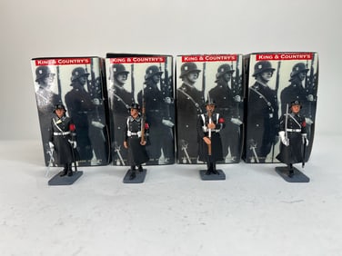 King & Country Winter SS Assortment LAH074,075,