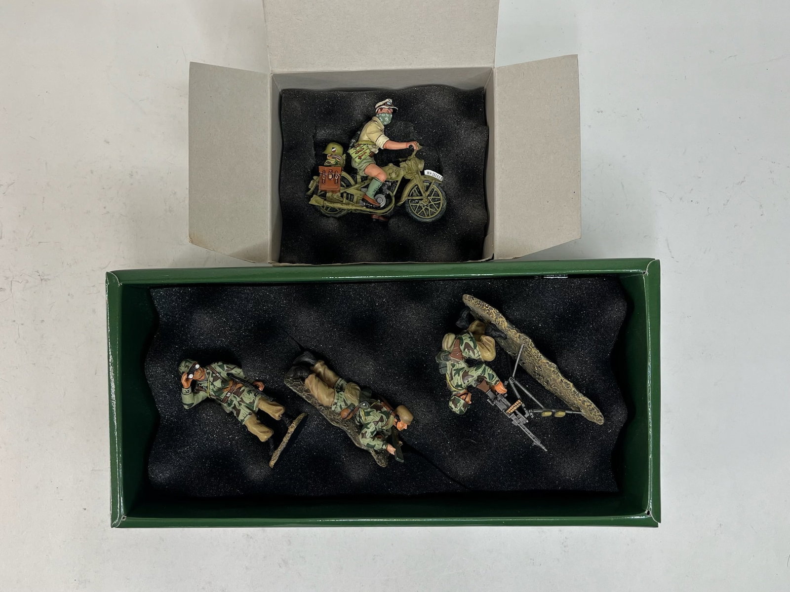 King & Country Fallschrim-Jager Gun Team and: Motorcycle. Set number missing. 4 Pieces. Condition Excellent. Boxes Excellent.