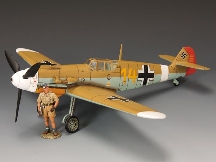 King & Country AK071(SL) Messerschmitt BF. 109 F-4: Trop. 2 Pieces. Condition Excellent. Box Fair. Extra Shipping Due To Large Lot Size.