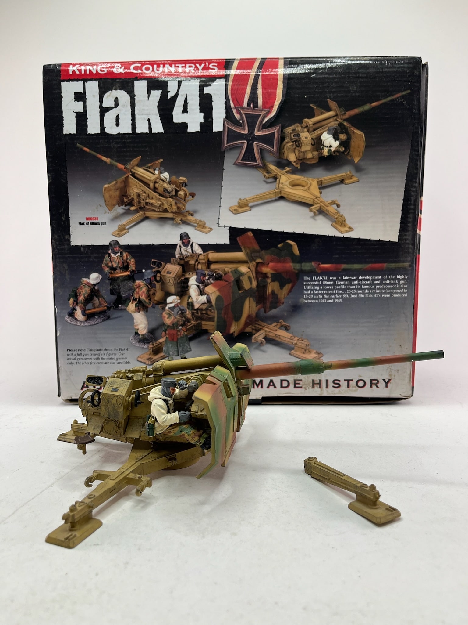 King & Country BBG035 Flak 41 88mm Gun LE550: 1 Piece. Condition Very Good. Broken foot, but present for repair. Box Fair