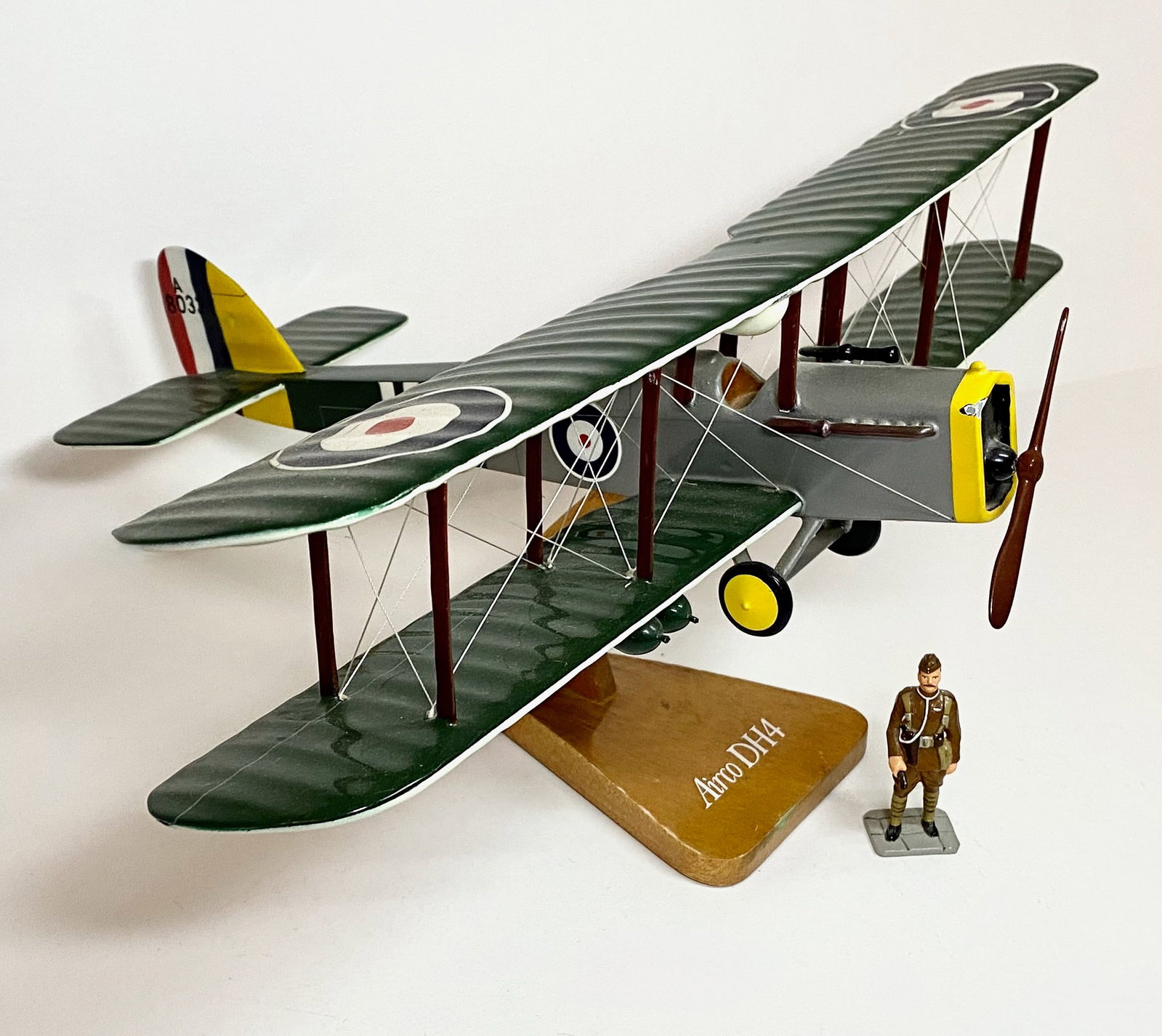 King & Country Warbirds RARE Airco DH4: With glossy pilot. Good condition (some scuffs and paint chips). Stand scuffed. Extra shipping charges due to large lot size.