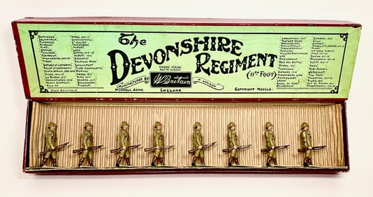 Britains #110 The Devonshire Regiment 11th Foot