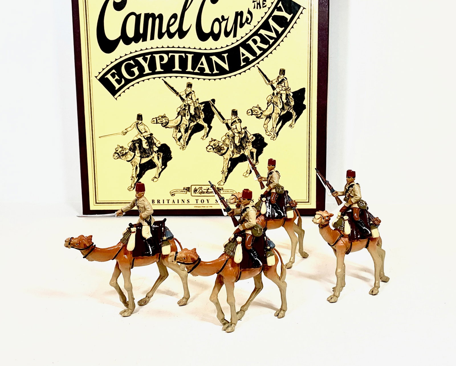 Britains #8872 Egyptian Camel Corps: Special Collectors Edition. 8 pieces. Mint condition. Box excellent.