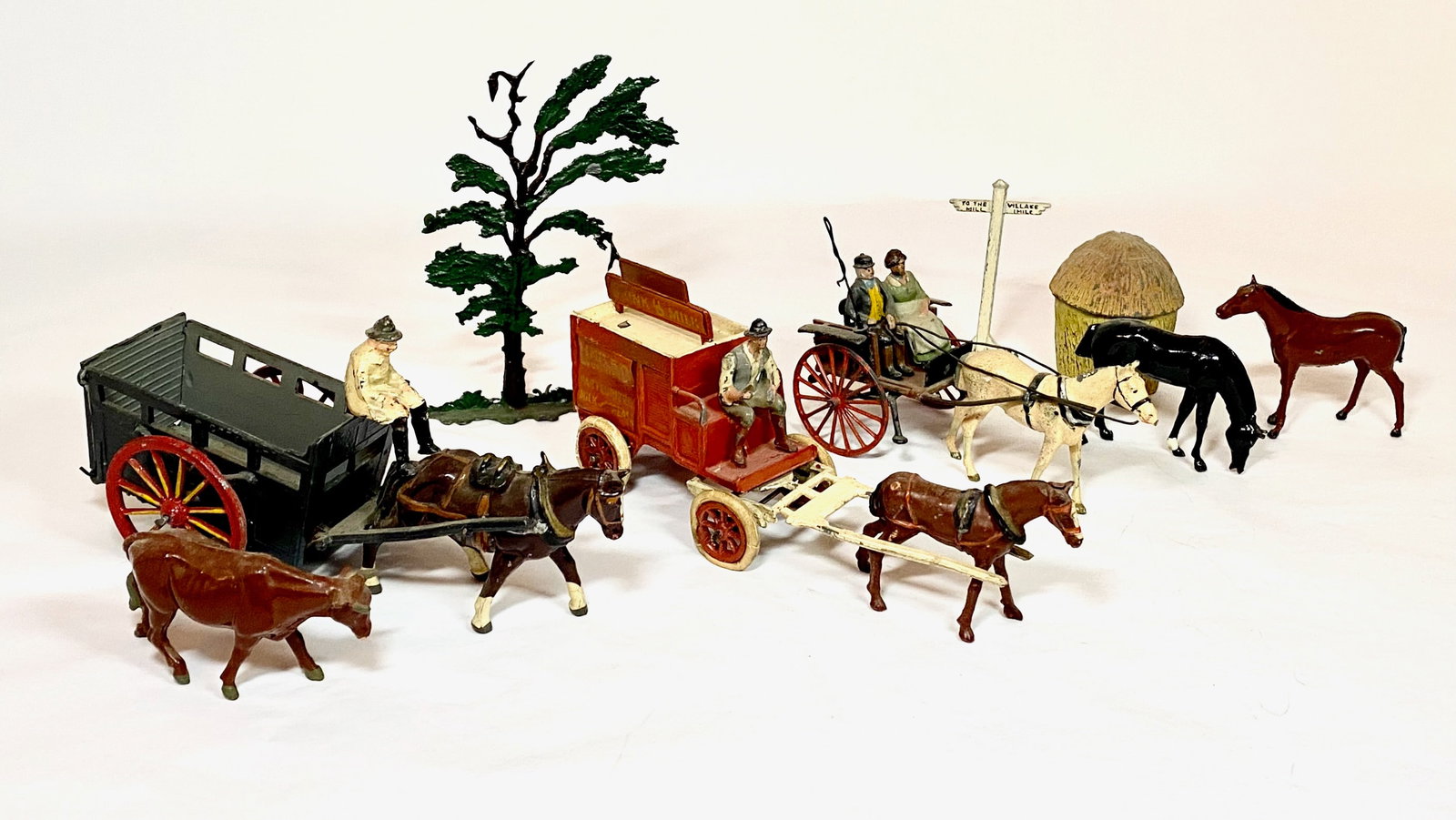 Assorted Farm Figures & Accessories: Britains Johillco and other makers. 14 pieces. Good condition (milk cart's tires are flat). Unboxed.