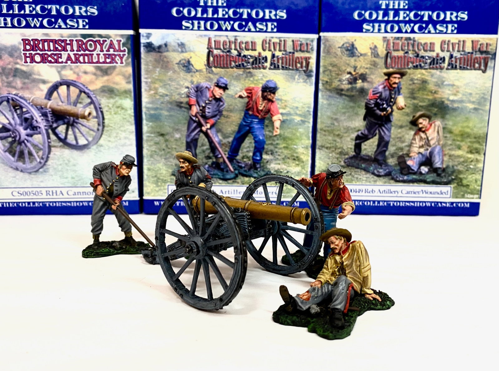 Collectors Showcase Civil War Confederates: Cannon with Crew and Wounded. 5 pieces. Mint condition. Boxes excellent.