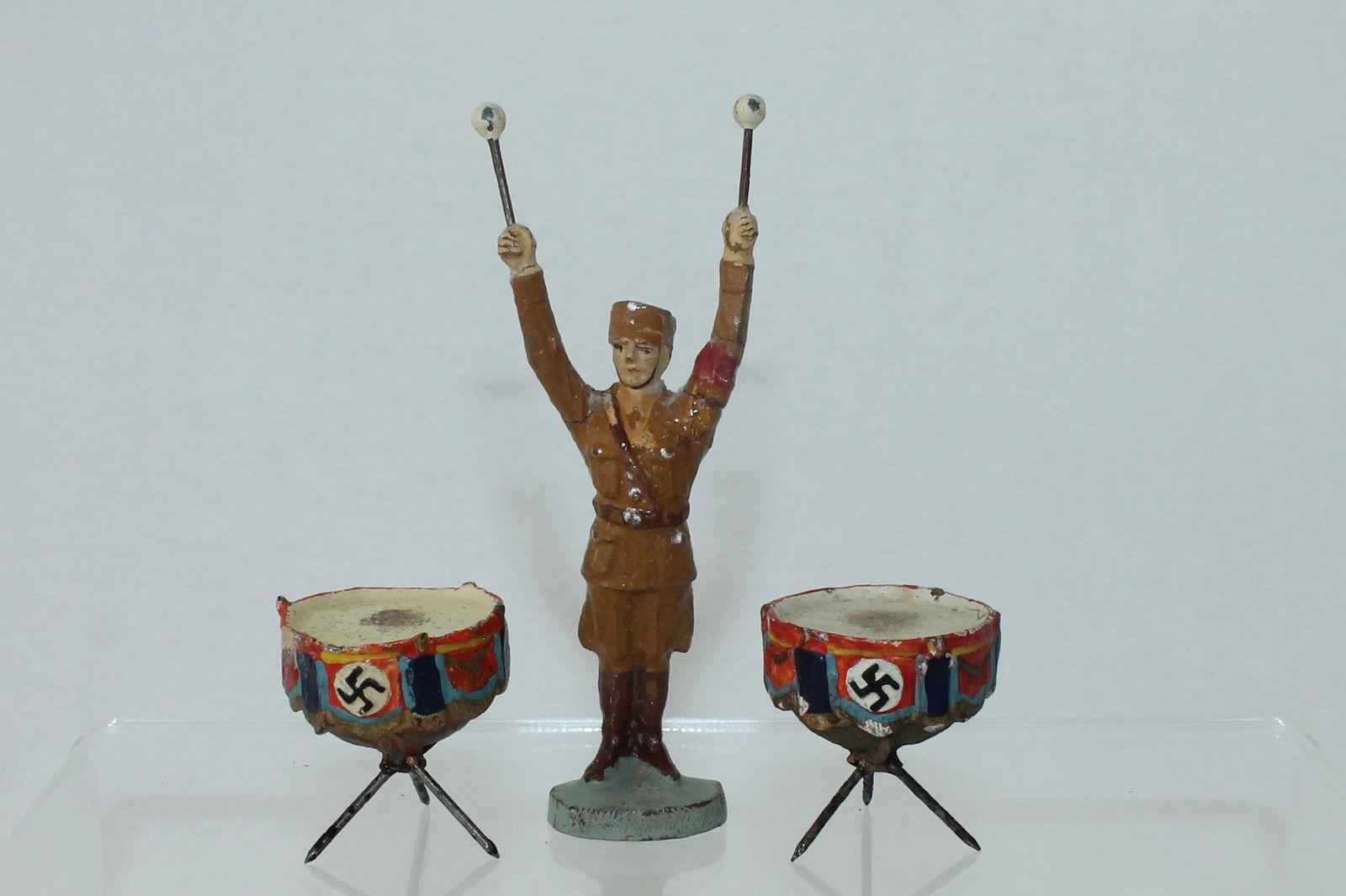 Elastolin SA Kettle Drummer in Winter Uniform (1 of 2)