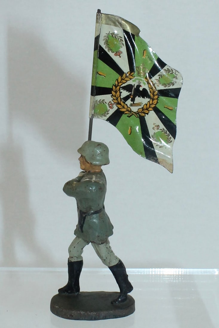 Elastolin German Traditions Flag Bearer (1 of 2)