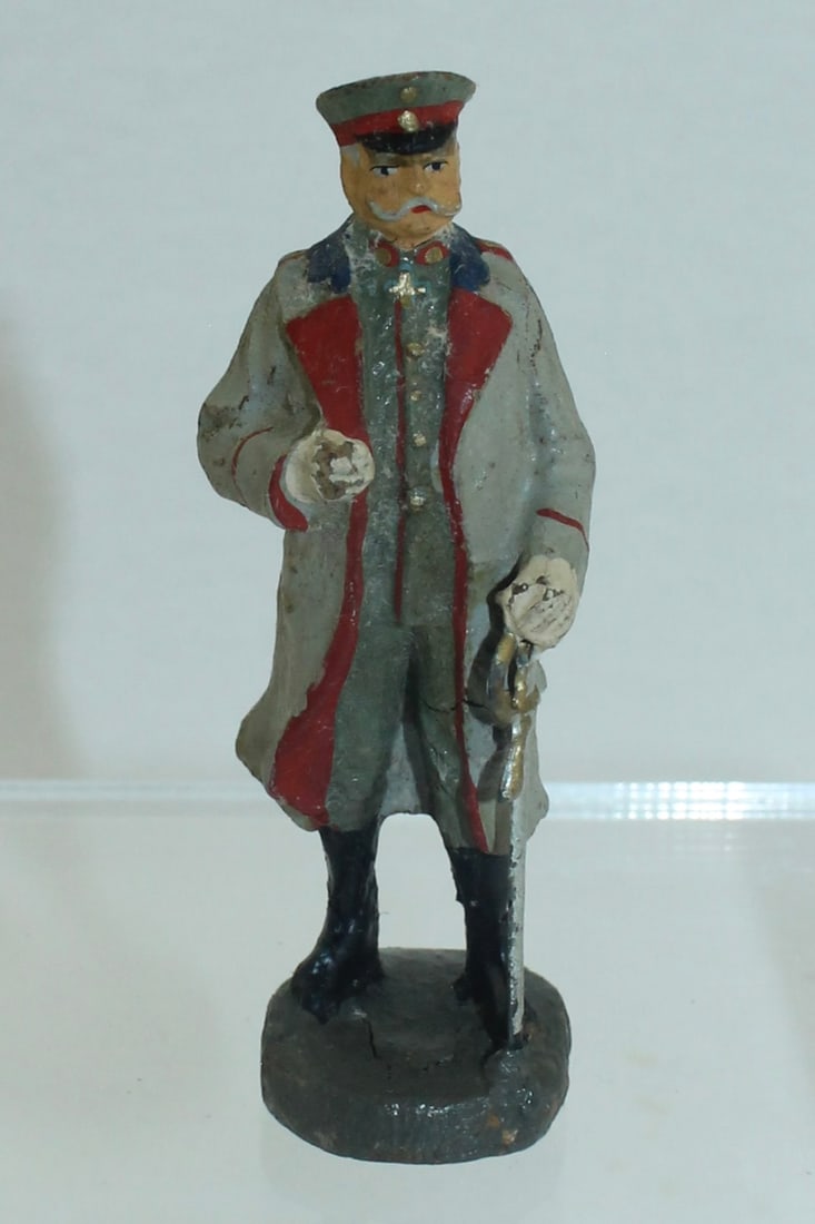 Elastolin Von Hindenburg (1 of 3)