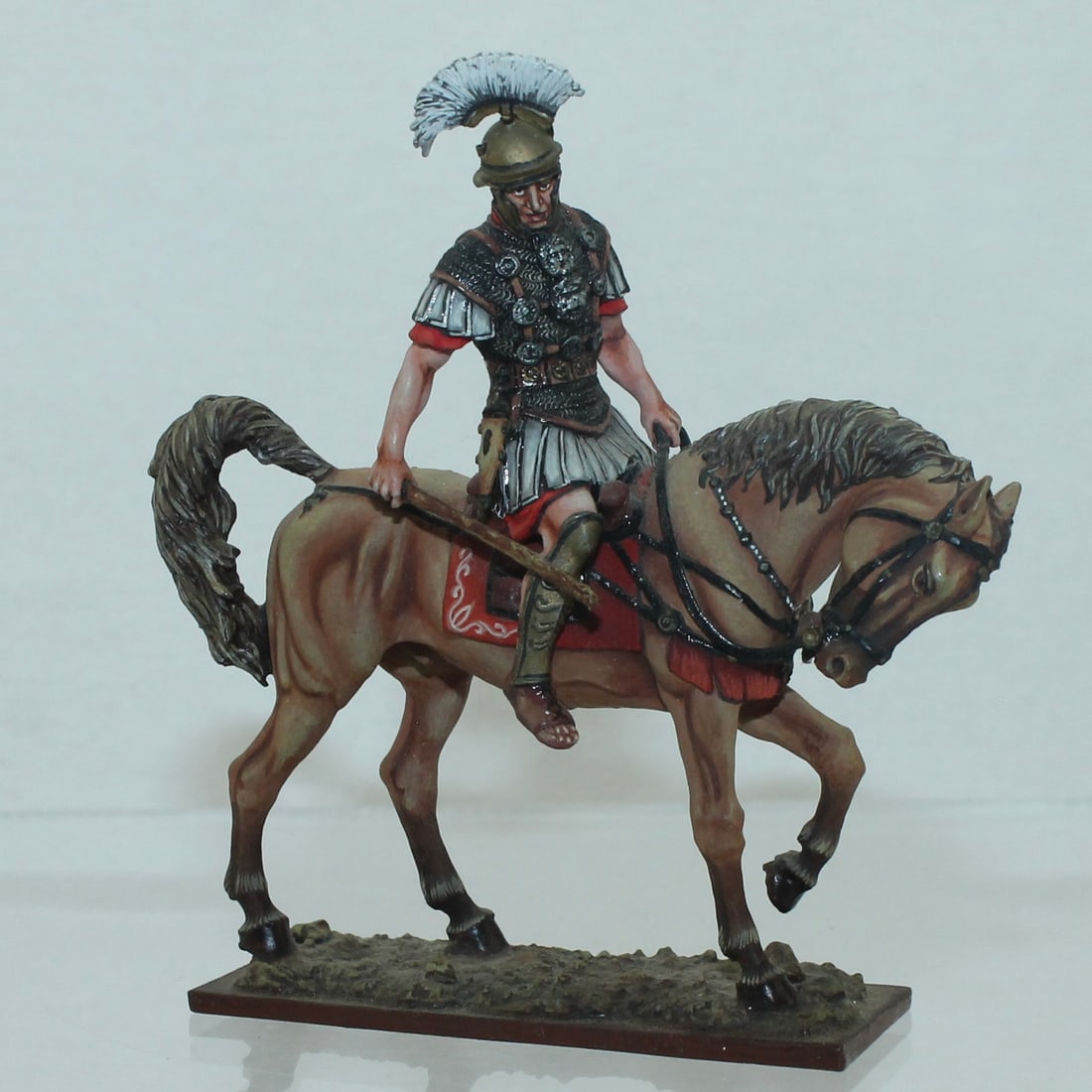 Arsenyev Studio Roman Decurian Mounted (1 of 3)