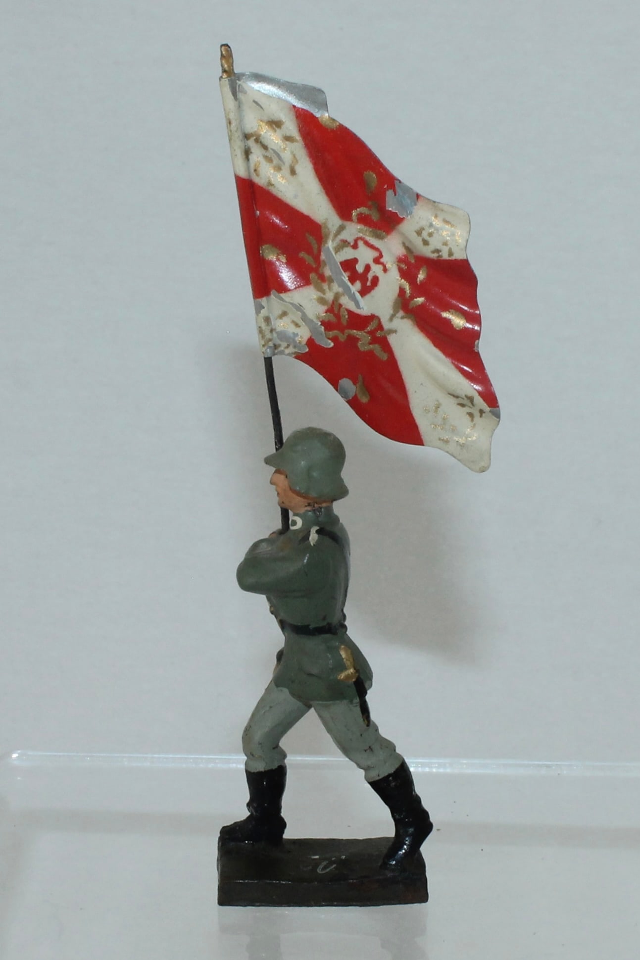 Lineol German Flag Bearer Traditions Flag (1 of 2)