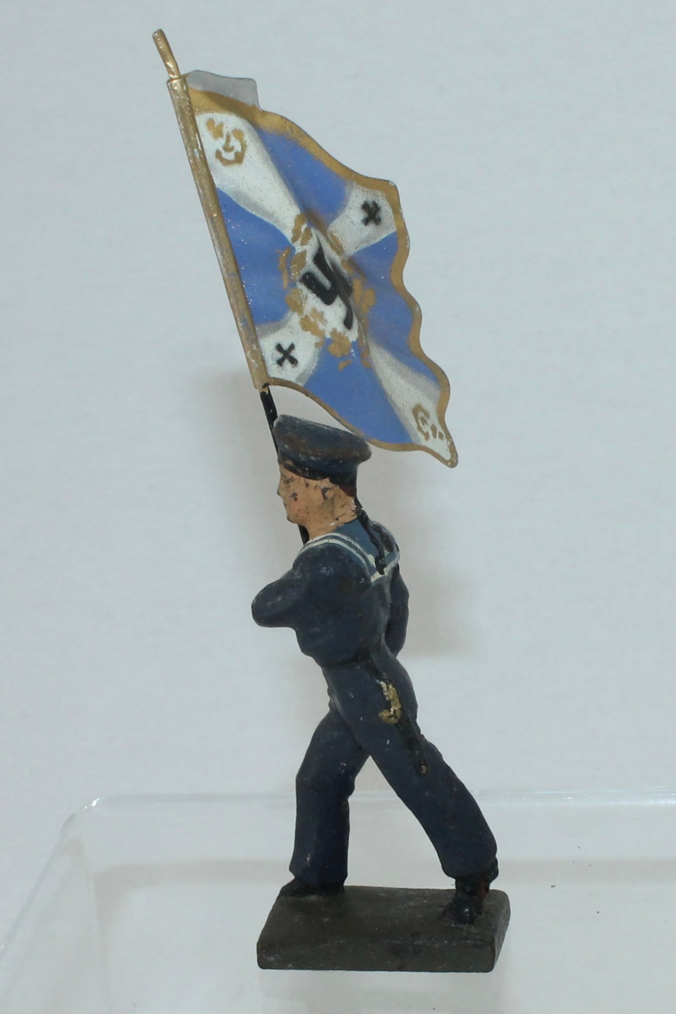 Lineol Kreigsmarine Flag Bearer (1 of 2)