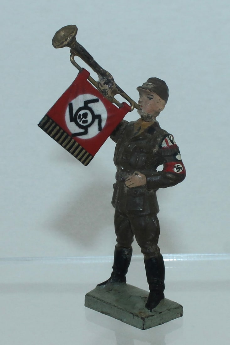 Lineol RAD Fanfare Trumpeter Standing: 6/58ST. Made 1935-37. 1 Piece. Condition Very Good. No Box.
