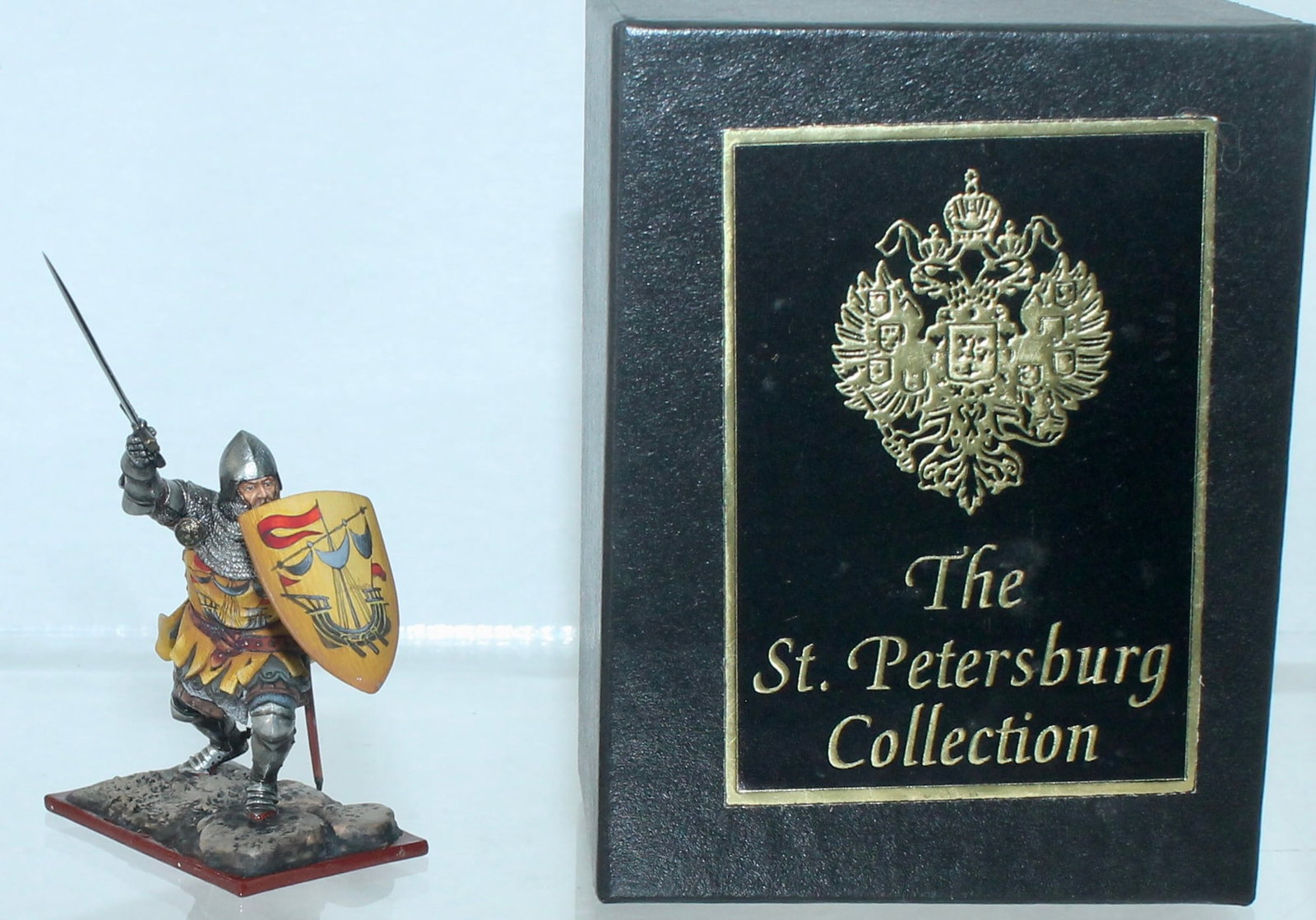 Aero Art Medieval Knight Advancing: St. Petersburg Collection. 36218.11 on Underside of Base. 1 Piece. Condition Excellent. Box Very Good.