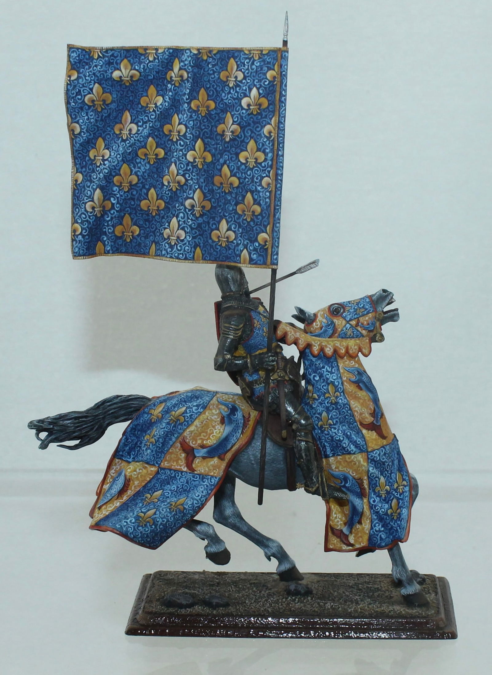West Studio French Knight with Arrow in Neck (1 of 8)
