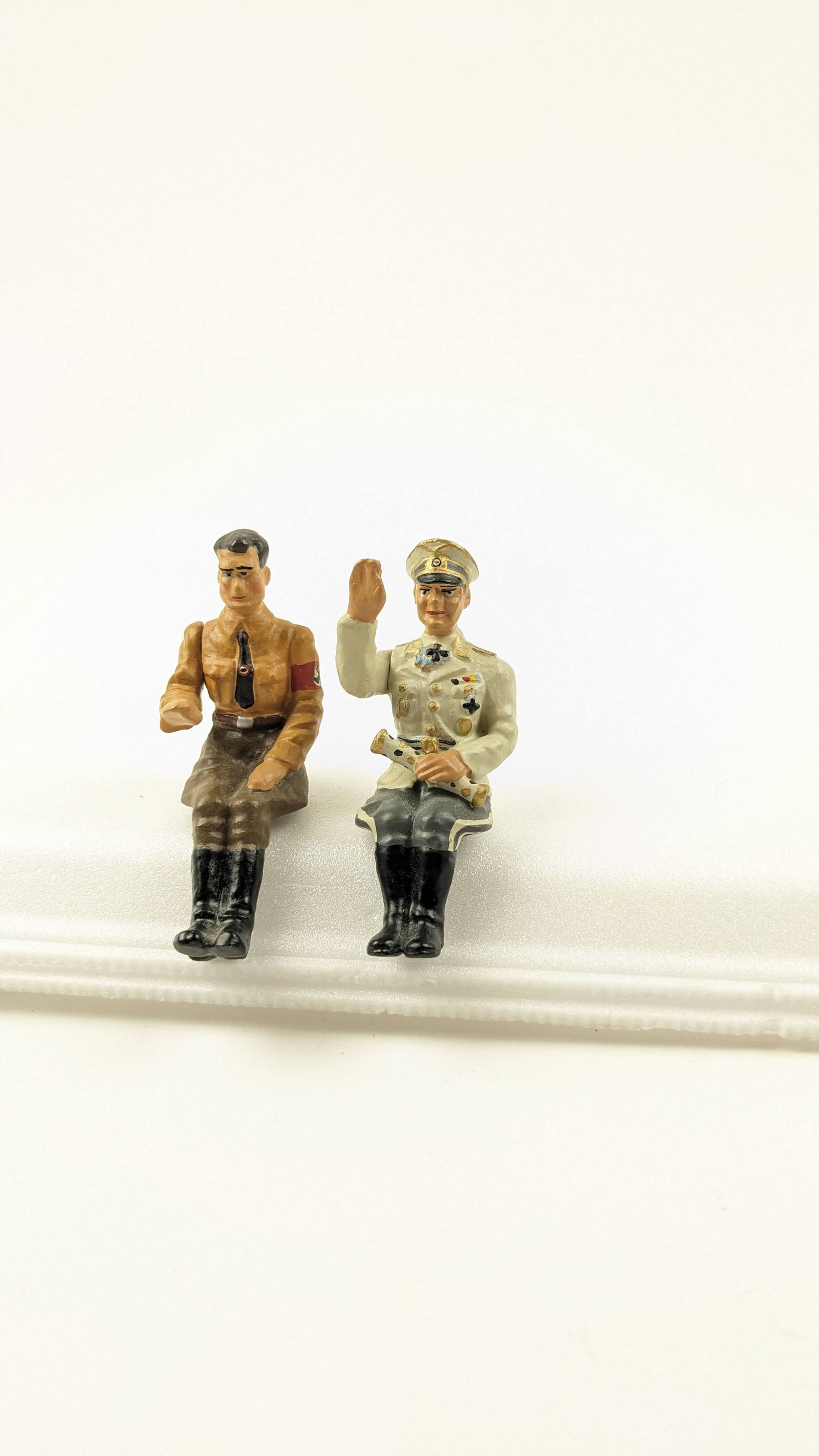 Duscha German Hess & Goehring Moveable Arm (1 of 1)