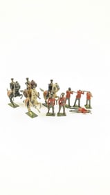 Beiser Britain Figures Firing In Red And White