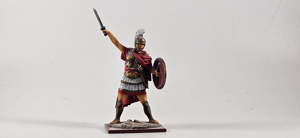 Aeroart St. Petersburg Roman Tribune in Battle