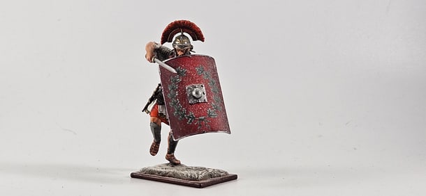 Aeroart St. Petersburg Roman Centurion Charging