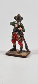 AeroArt St. Petersburg 16th Century Musketeer