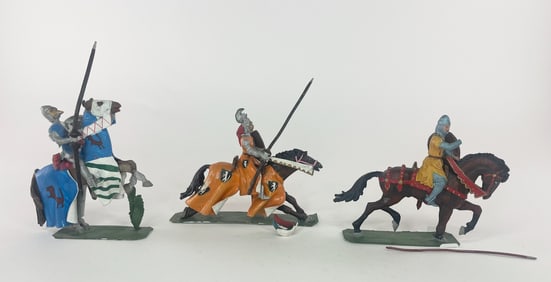Alymer 13th Century Mounted Knights