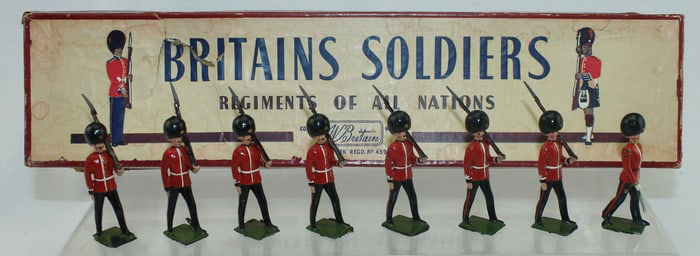 Britains Set 1515 Coldstream Guards in Review