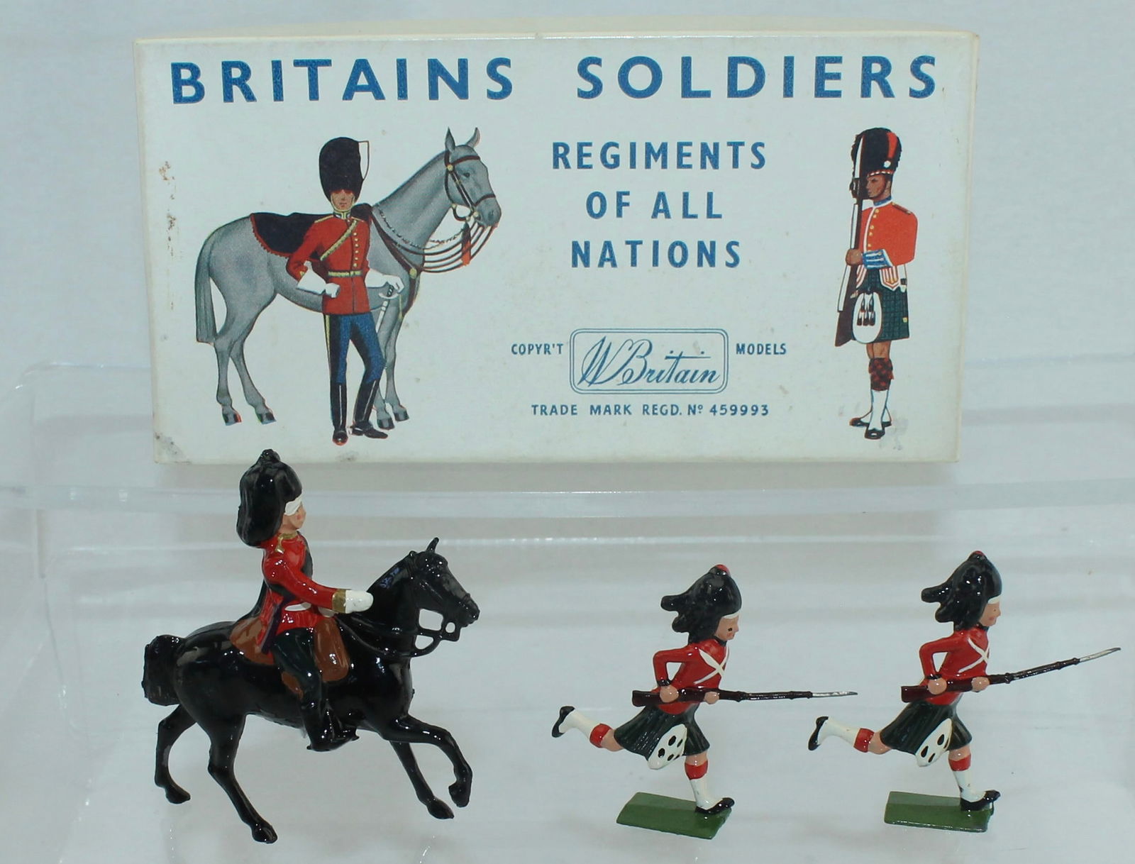 Britains Half Set 2126 Black Watch Highlanders (1 of 3)