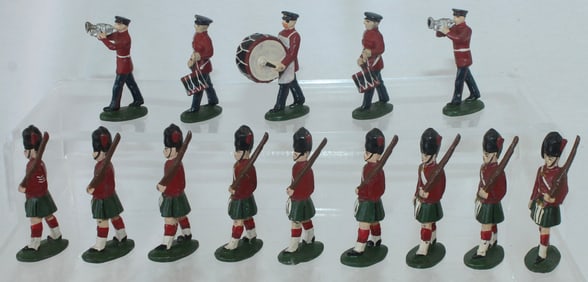 Wend-Al Lot Aluminum Bandsmen and Guards