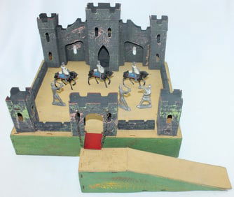 Tri-ang of England Castle Johillco Knights