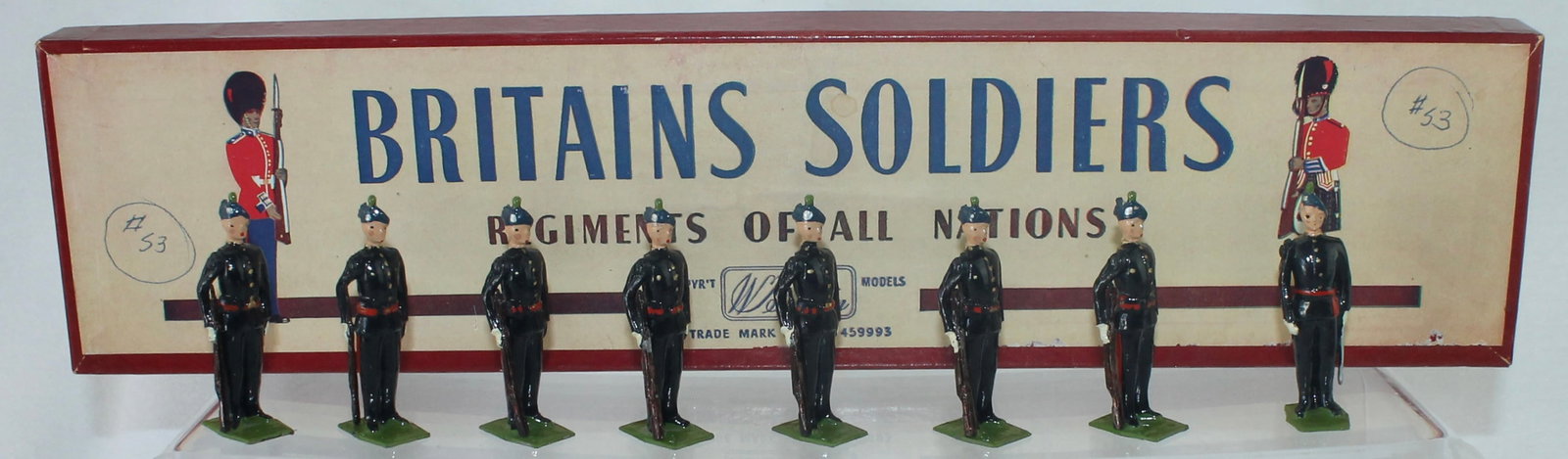 Britains Set 2090 Royal Irish Fusiliers: Standing at Attention. Made 1954-1959. 8 Pieces. Condition Excellent. Box Good to Very Good. Ink Writing to Label.