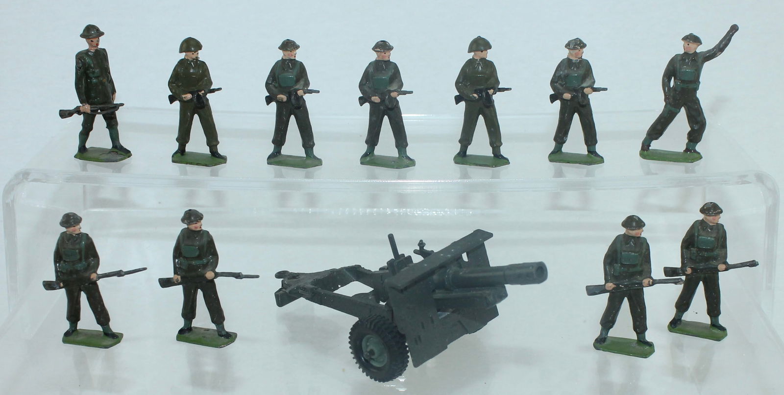 Britains From 1898 British Infantry Battle Dress (1 of 1)