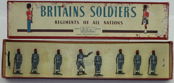 Britains Set 117 Egyptian Infantry at Attemtion