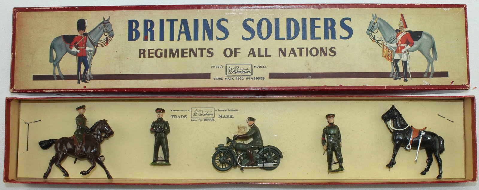Britains Set 1907 British Army Staff Officers: Mint Tied in Box. 5 Pieces. Box Good to Very Good.