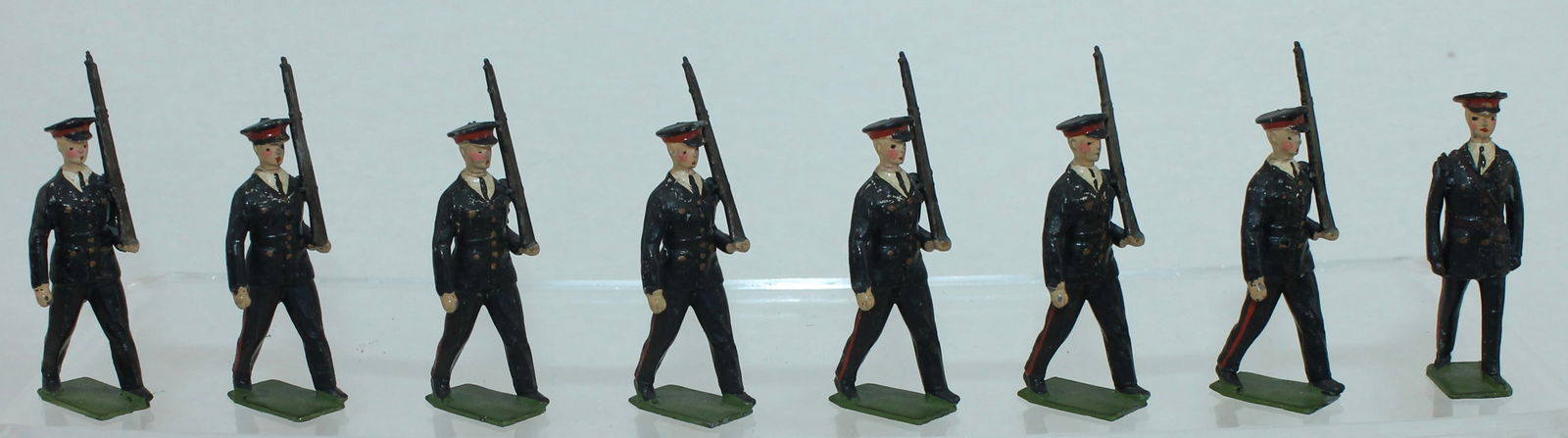 Britains Set 2030 Australian Infantry (1 of 2)
