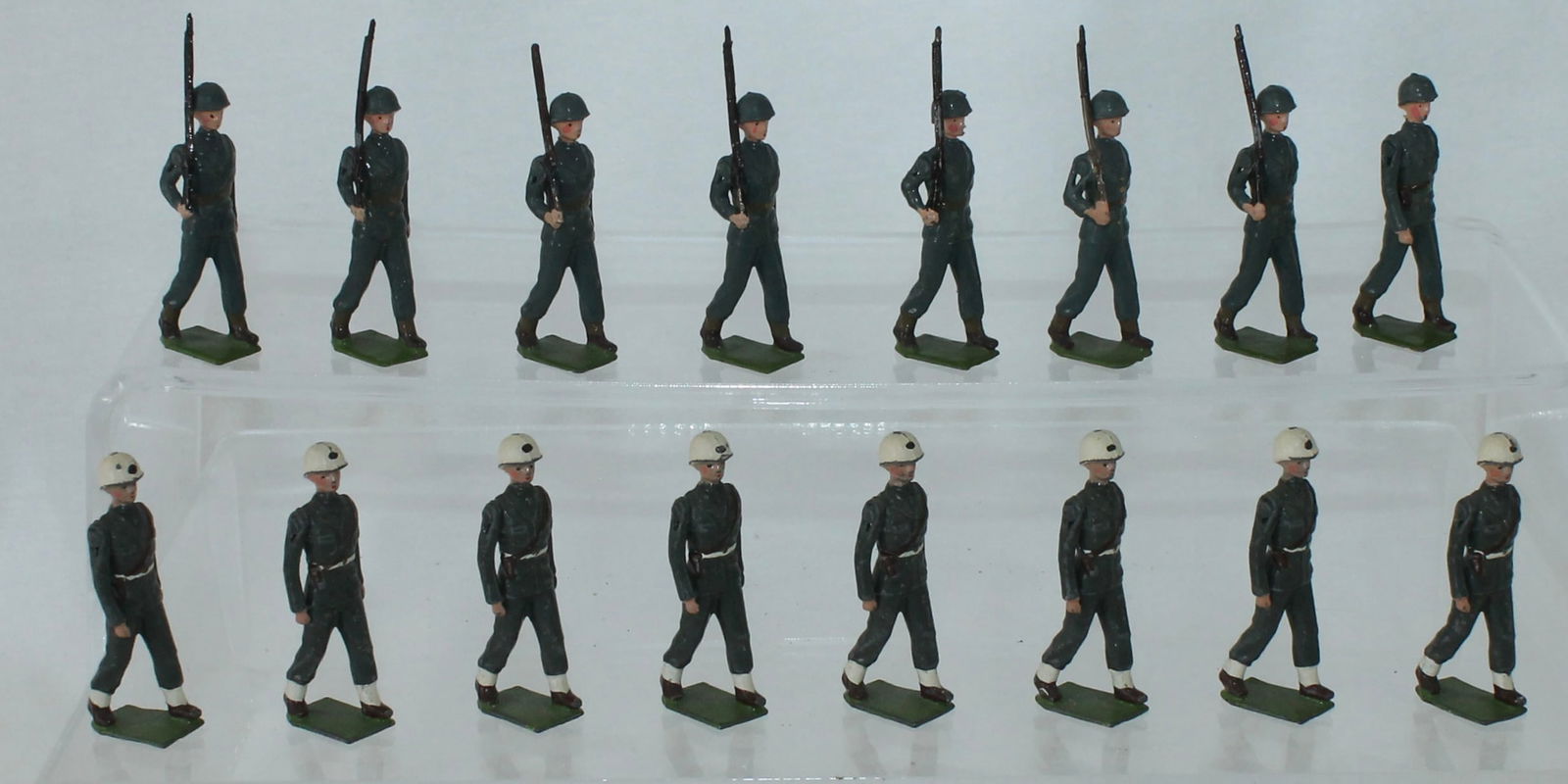 Britains Lot U.S. Army Military Police (1 of 1)