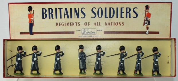 Britains Set 312 Grenadier Guards Great Coats