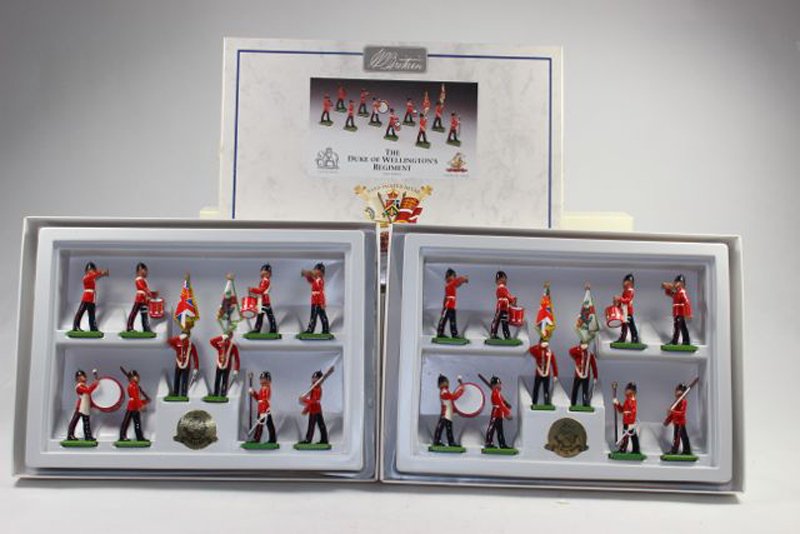 Britains Duke Wellington 5803: Britains Duke Wellington 5803 Excellent condition in box. 20 pieces