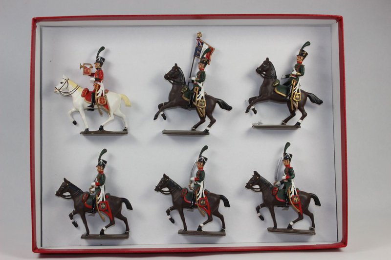 Mignot 1st Empire Line Rifleman Cavalry: Mignot 1st Empire Line Rifleman Cavalry Tied in box No lid. 6 pieces