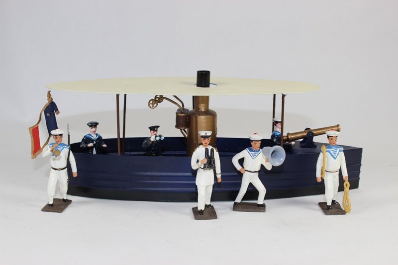 Mignot River Steam Boat with Sailors: Mignot River Steam Boat with Sailors Very good to excellent condition no box. 9 pieces