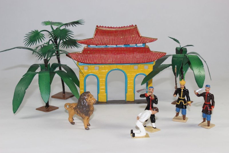 Mignot Boxer Rebellion Execution: Mignot Boxer Rebellion Execution Good to very good condition No box. 9 pieces