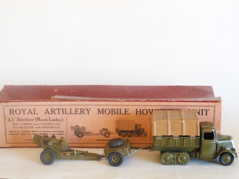 Britains Set # 1727 Royal Artillery Mobile Howitzer: Britains Set # 1727 Royal Artillery Mobile Howitzer Unit, with Round Nose (?) Caterpillar Truck with Original Box Pre War 3 pieces Condition Very Good, Box Good (End of Lid Missing)