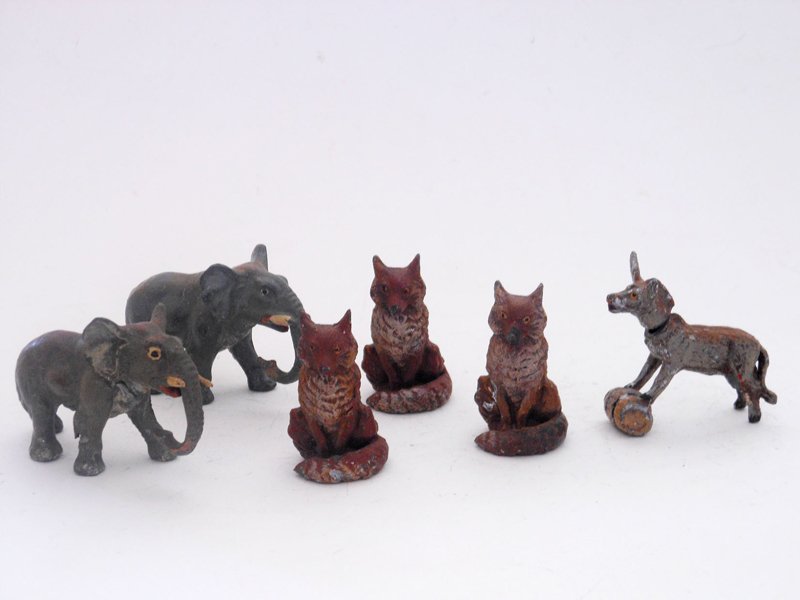 Heyde Scarce Various Animals: Heyde Scarce Various Animals including Nodding Elephant, 3 Foxes and Donkey Pre War 6 Pieces. Condition Very Good