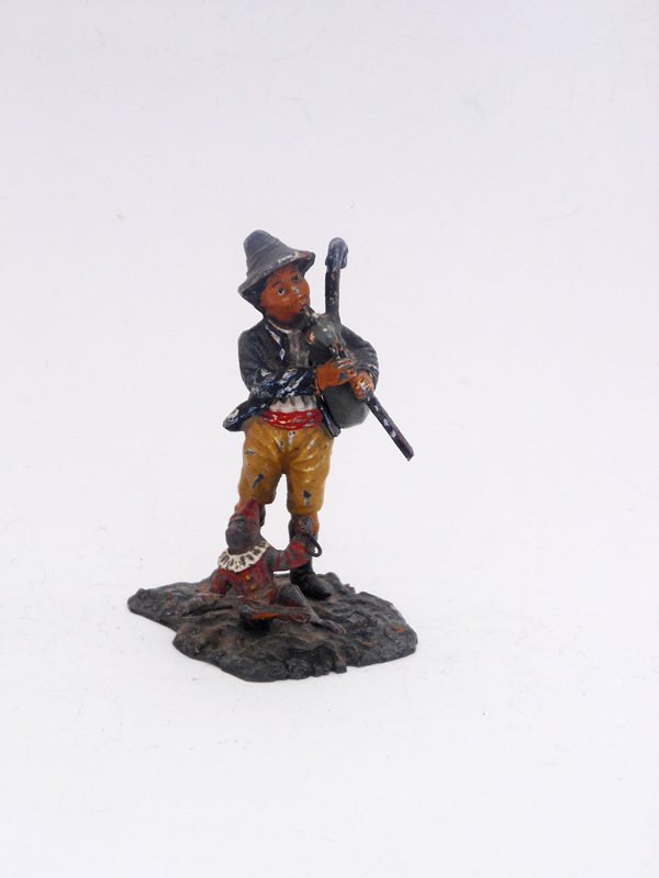 Heyde Unusual Figure of Man Playing Bagpipes: Heyde Unusual Figure of Man Playing Bagpipes Pre War 1 Piece Large scale. Condition Good