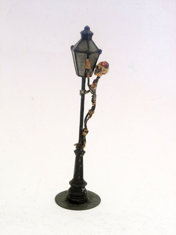 Heyde RARE Nippes / Souvenir item: Heyde RARE Nippes / Souvenir item Skeleton Climbing Lamppost. Pre War 5 Pieces. Condition Very Good
