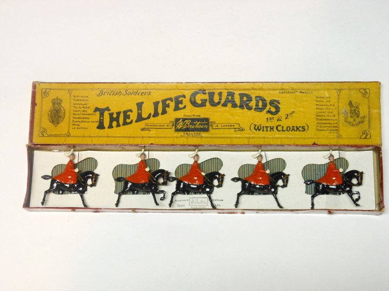 Britains Set # 400 Life Guards in Winter Cloaks: Britains Set # 400 Life Guards in Winter Cloaks with Original Box and Inner Retaining Card. Pre War 5 Pieces. Condition Very Good. Box Very Good