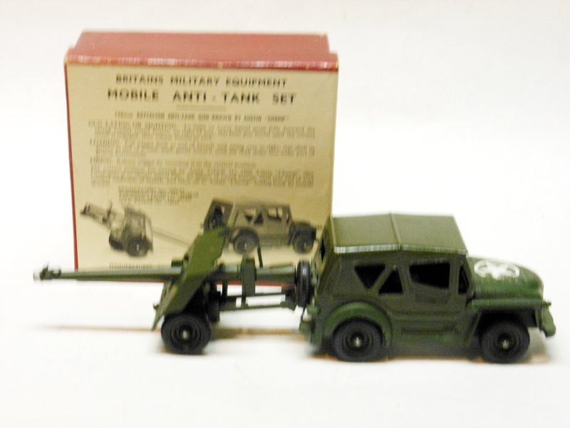 Britains Set # 2174 SCARCE Mobile Anti Aircraft B.A.T.: Britains Set # 2174 SCARCE Mobile Anti Aircraft B.A.T. Gun and Austin Champ with Original Illustrated Box. Condition Very Good. Box Very Good.