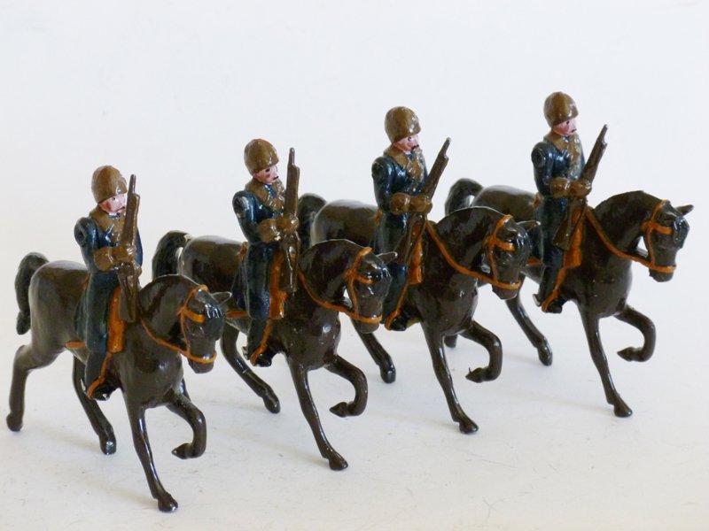 Nostalgia Set # N 241 Royal School of Mounted Infantry: Nostalgia Set # N 241 Royal School of Mounted Infantry 4 Pieces. Unboxed. Condition Excellent