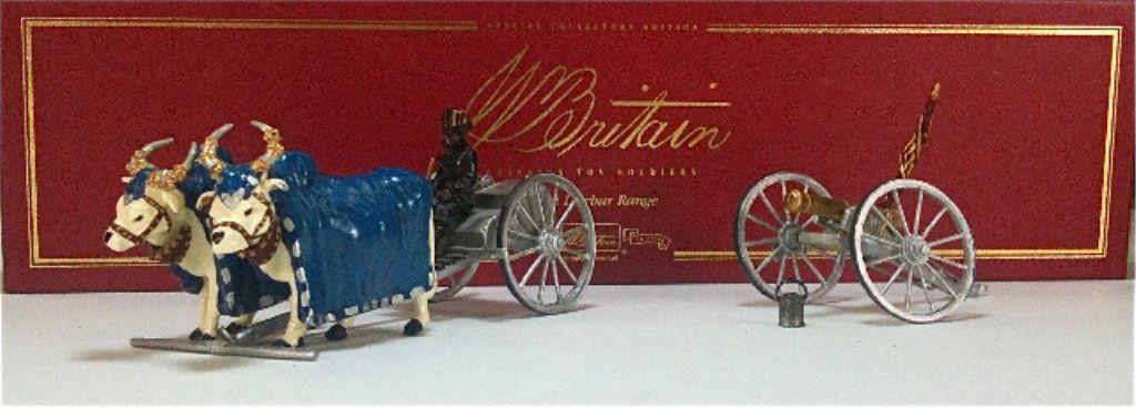 Britains Set # 00266 The Gaekwar of Barodas Gold: The Gaekwar of Barodas Gold Gun with original box. 7 Pieces. Condition Excellent. (Ox harness broken)