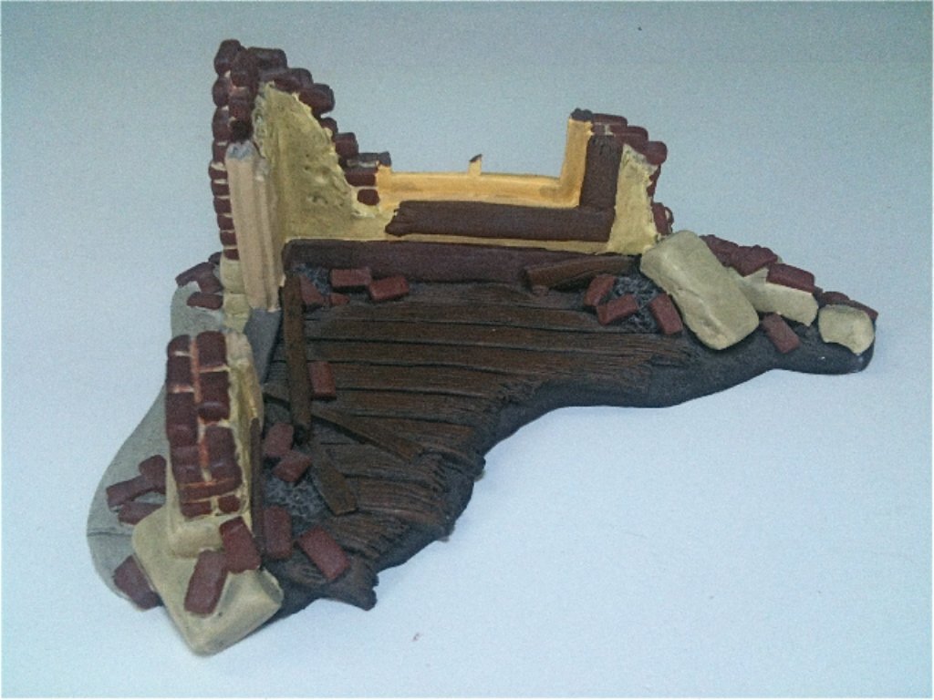 Britains Set # 17391 WWII Building Tactical Scene: With original box. 3 Pieces. Condition Excellent.